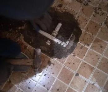 舒城卫生间漏水维修公司为您分享下卫生间渗水如何处理及注意事项
